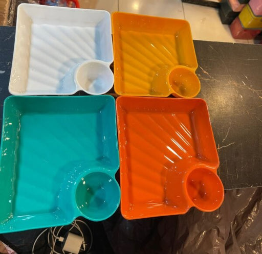 4-piece colorful serving platters with built-in sauce holder reusable – Rs.999 deal"

"Plastic square dipping dishes set with sauce holder travel-friendly – Rs.999 only"

"Reusable 4-color serving platters with sauce compartments for snacks – Rs.999"